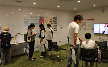 展示は赤十字社のことや実習先のことなど様々