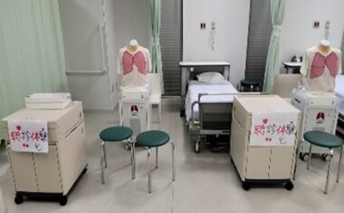 　　　　　　＜看護技術体験＞